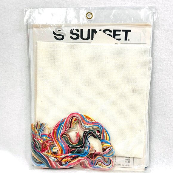 Vintage Sunset Counted Cross Stitch Kit "Mothers Hand & Heart" 12x12 Inch (1990) - Picture 8 of 9